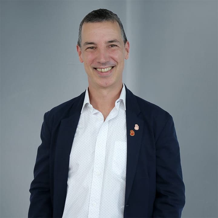 Charly Manzano Small